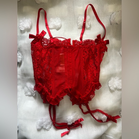 Victoria secret gold label Elegant Red Lace Lingerie Set - Picture 3 of 8